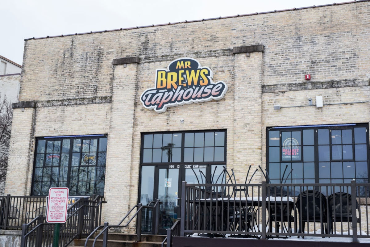 Mr Brews Taphouse, exterior